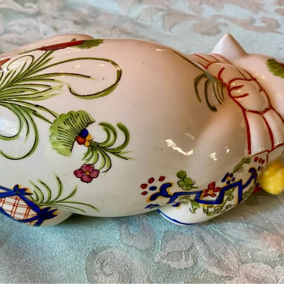 Ceramic Asian Cat Figurine with Floral Design - Picture 7 of 7